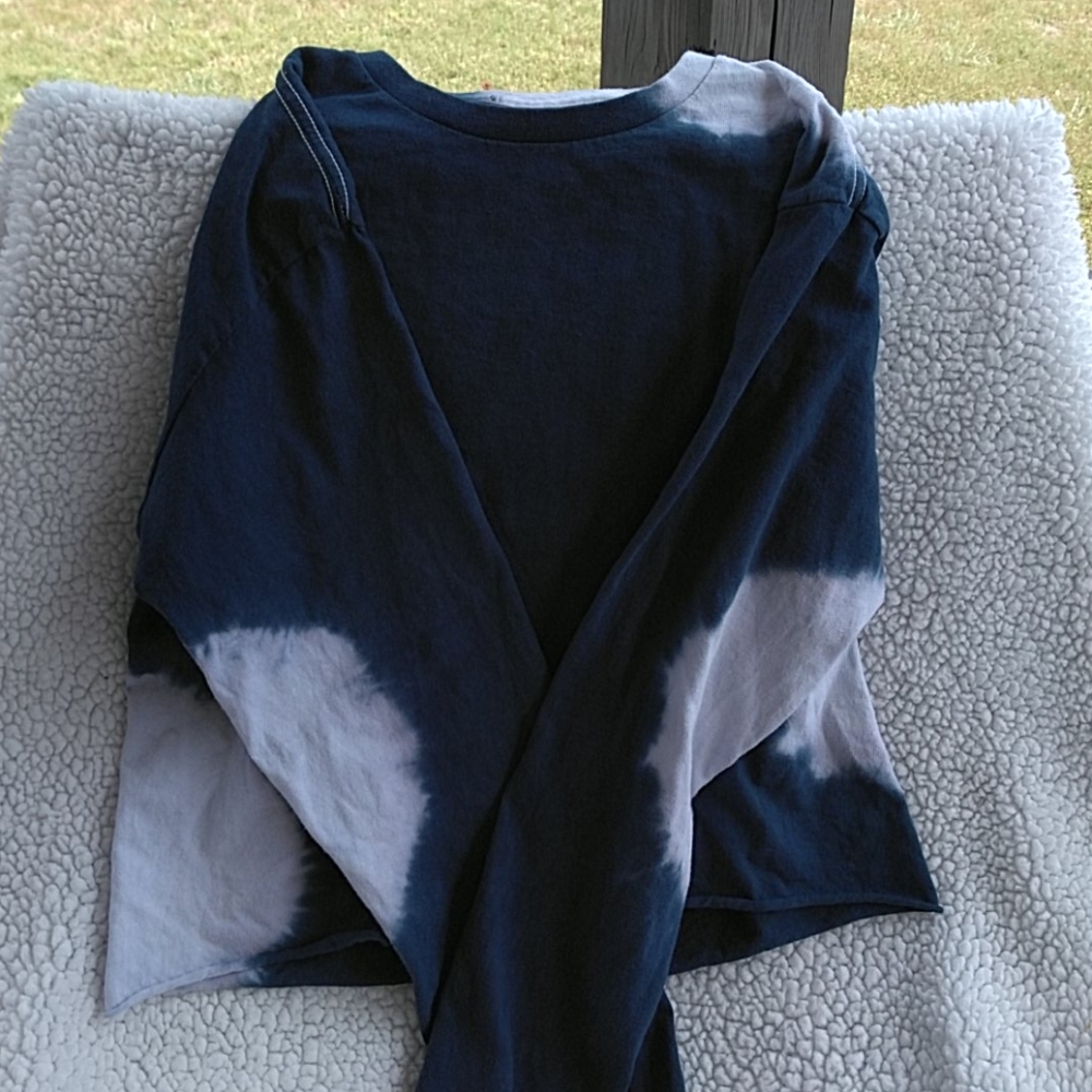 Tie dye long sleeve cropped top